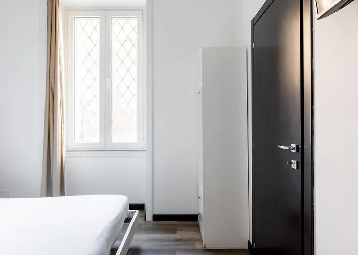 102 Vaticano 2* Rome